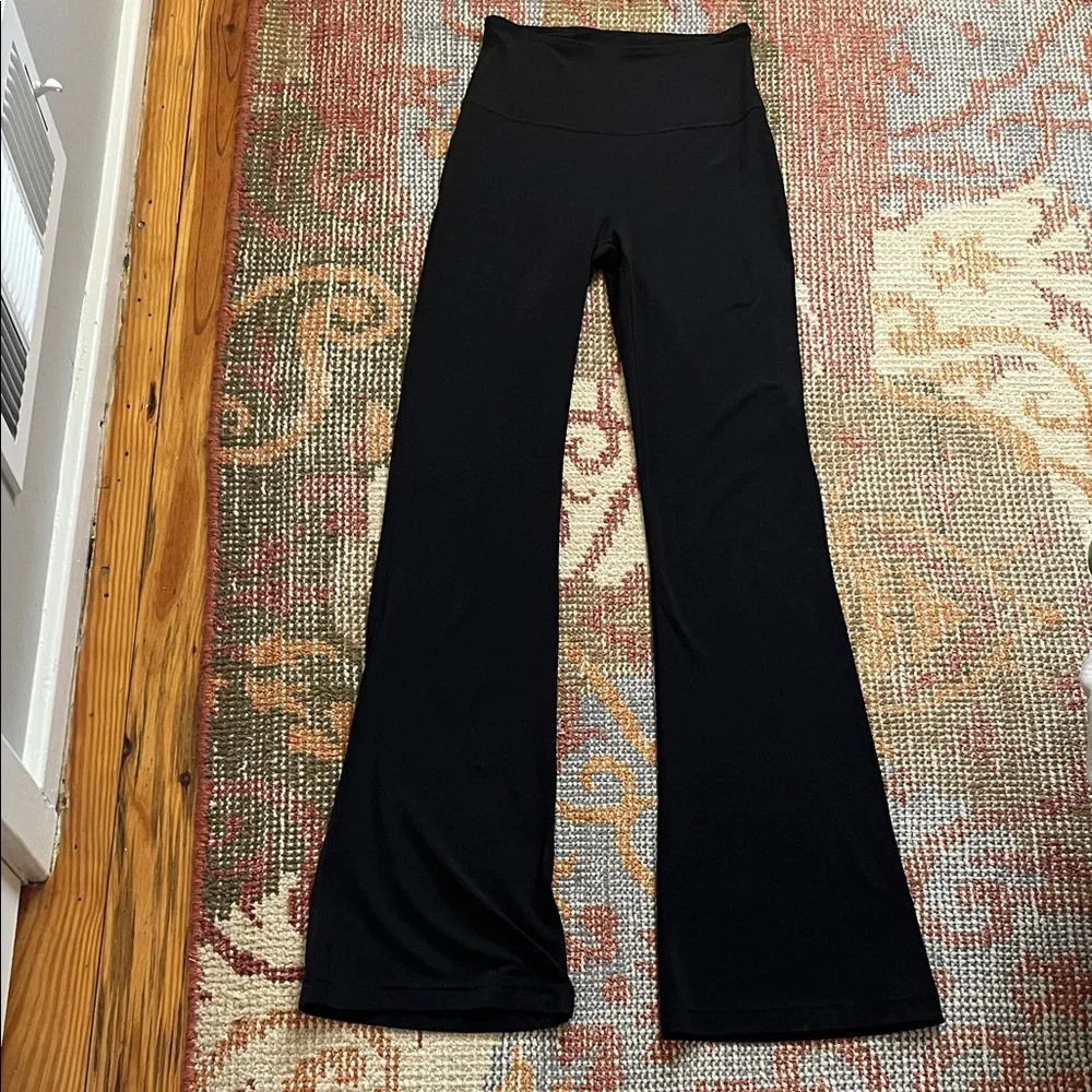 Lululemon Black Groove Nulu High-Rise Flared Pant
Regular Size 4 - Picture 2 of 8